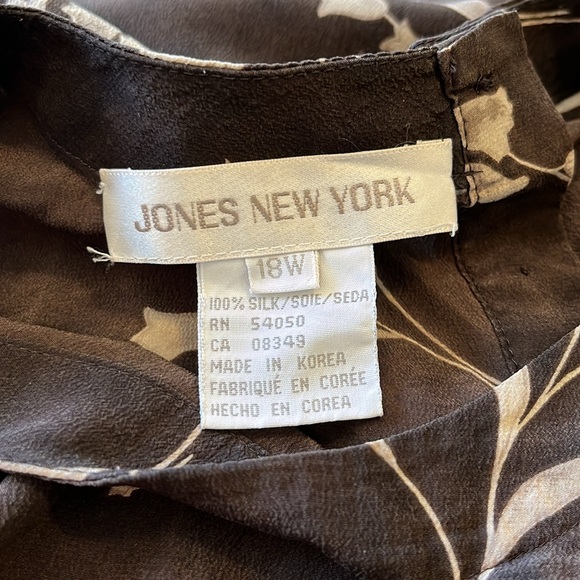 Vintage Jones New York Silk Brown Floral Blouse - Picture 2 of 4